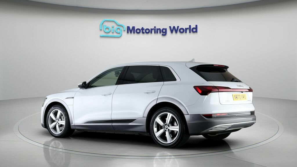 Audi E-tron Technik ND70HTU White #5