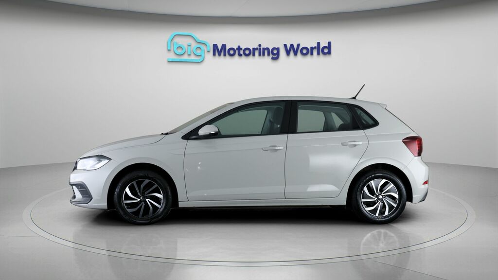 Volkswagen Polo 1.0 Tsi 115Ps R-line Dsg 17 Bergamo Alloys Silver #4