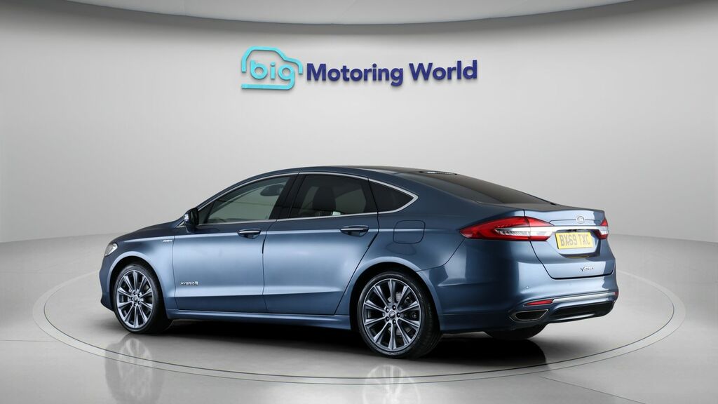 Ford Mondeo Vignale Blue #5