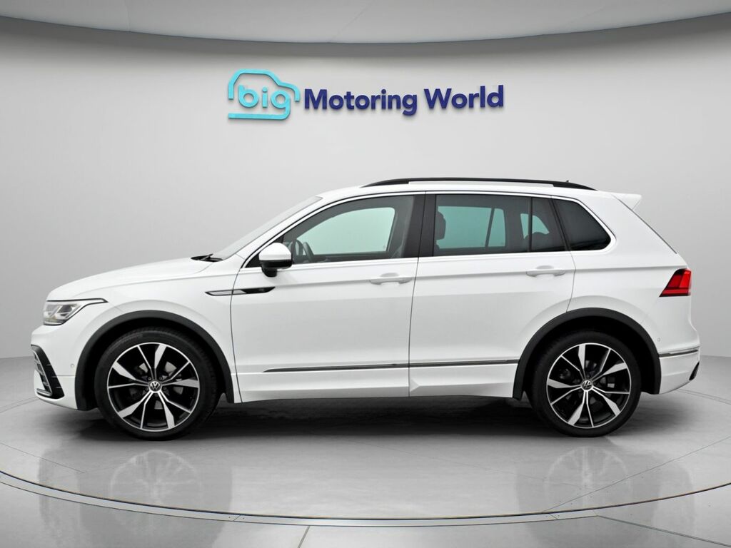 Volkswagen Tiguan 2.0 Tdi R-line Suv Dsg Euro 6 Ss 15 Black #4