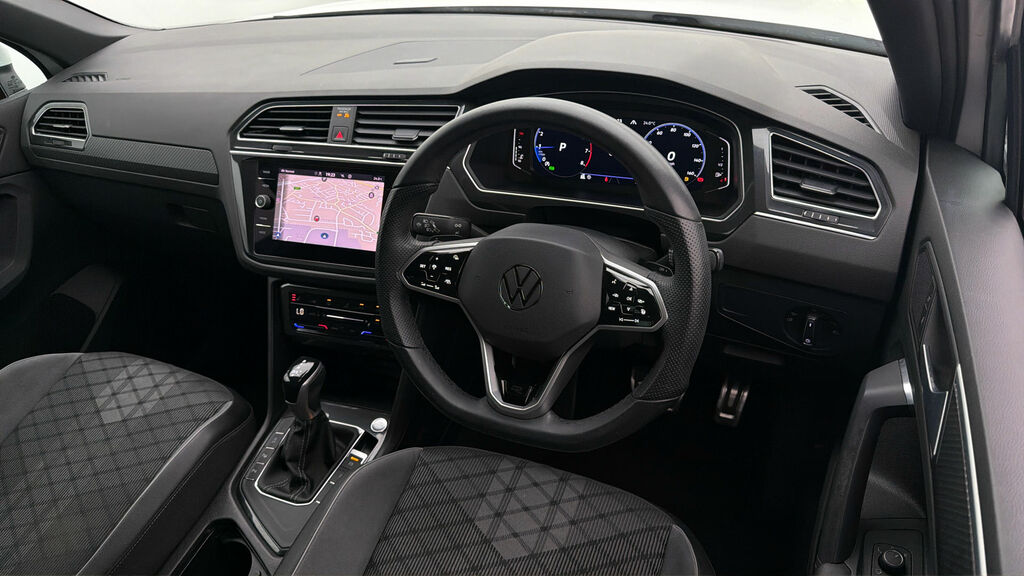 Volkswagen Tiguan 2.0 Tdi R-line Suv Dsg Euro 6 Ss 15 Black #9
