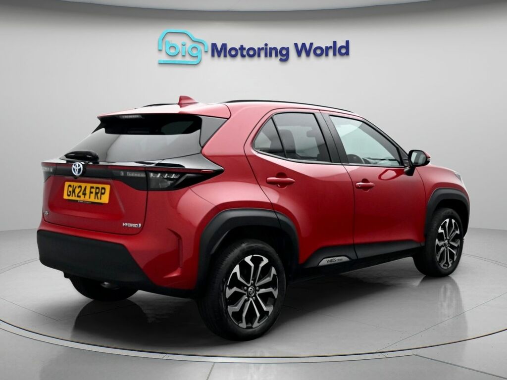 Toyota Yaris Cross 1.5 Hybrid Gr Sport Cvt Estate Black #7
