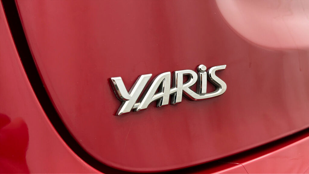 Toyota Yaris Cross 1.5 Hybrid Gr Sport Cvt Estate Black #21