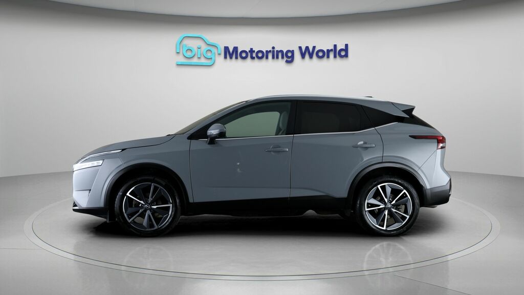 Nissan Qashqai Tekna Grey #4