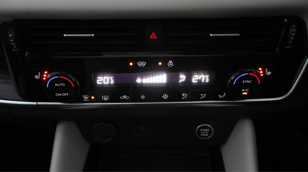 Nissan Qashqai Qashqai N-connecta Dig-t Mhev Cvt Black #11