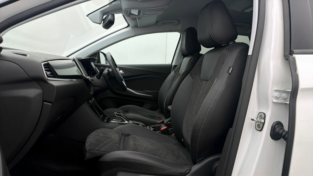 Vauxhall Grandland Ultimate White #5