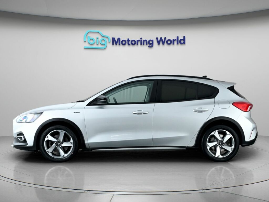 Ford Focus Active Silver #4