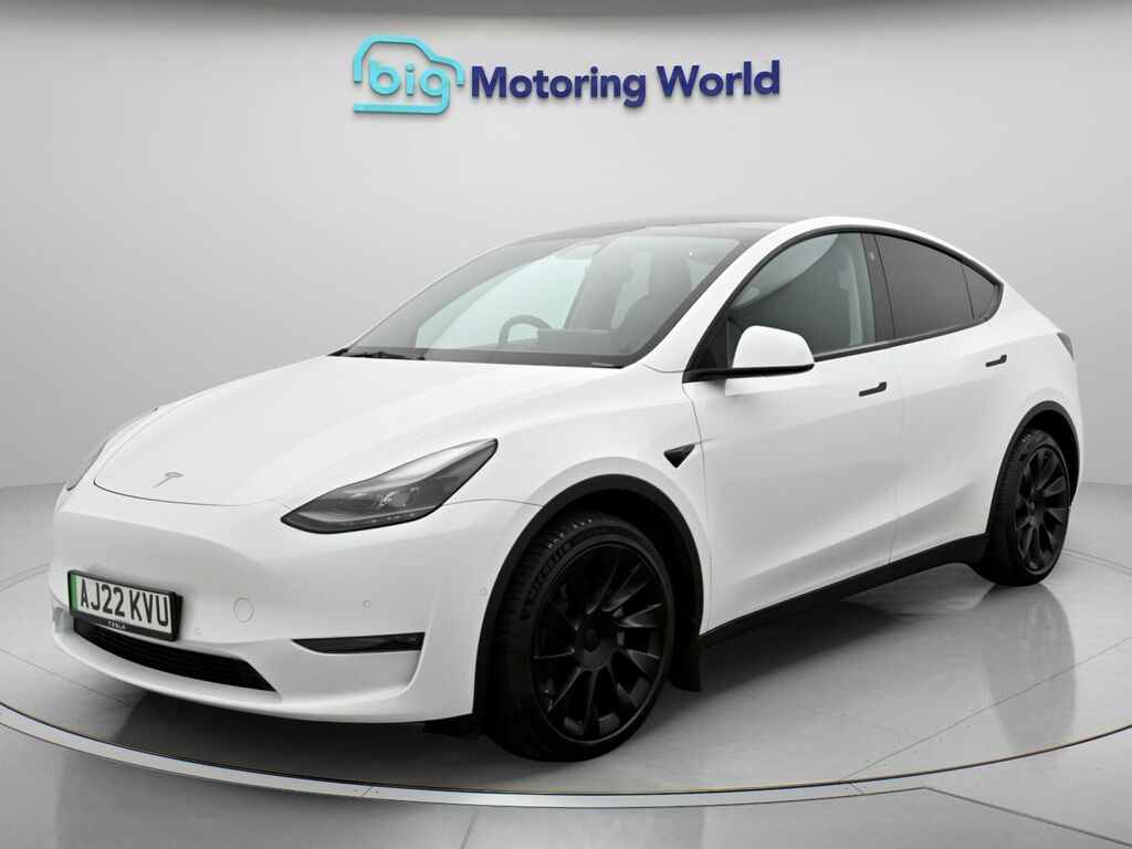 Tesla Model Y Long Range AJ22KVU White #3