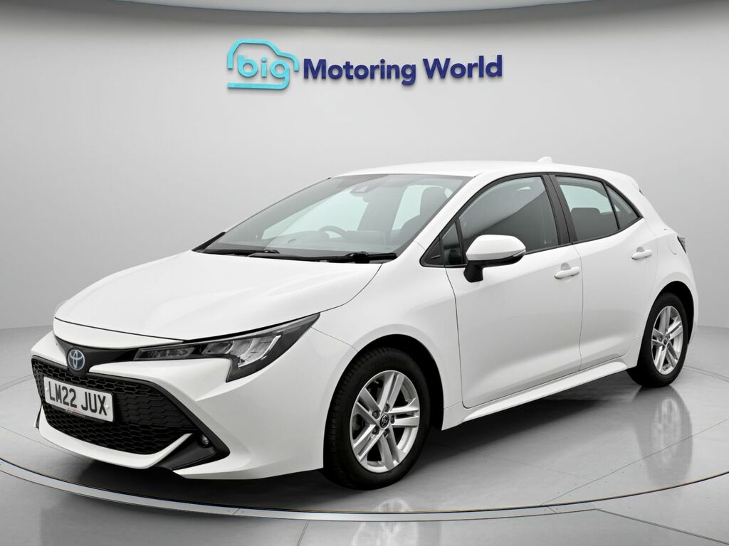 Toyota Corolla Icon White #3