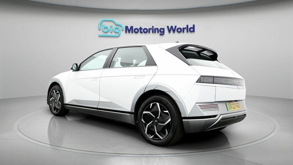 Hyundai Ioniq 5 Premium White #5