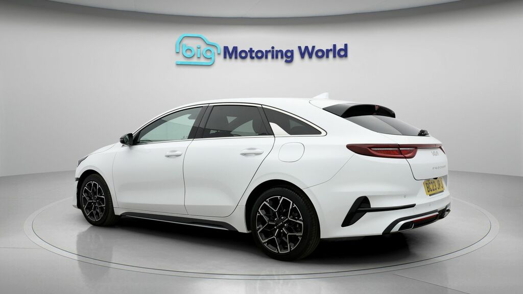 Kia Proceed Gt-line BC23JPJ White #5