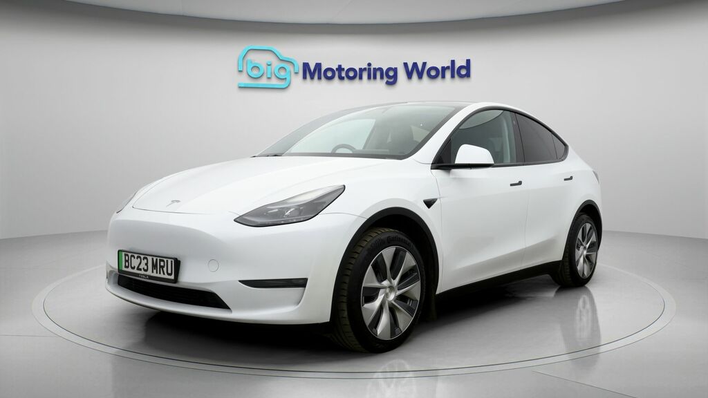 Tesla Model Y Long Range BC23MRU White #3