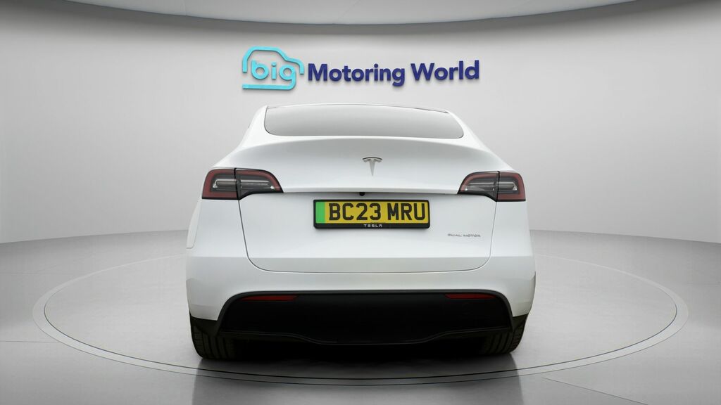Tesla Model Y Long Range BC23MRU White #6