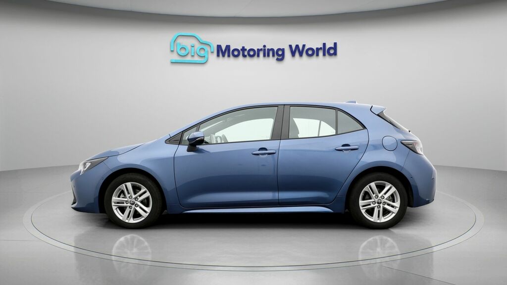 Toyota Corolla Icon Tech Blue #4