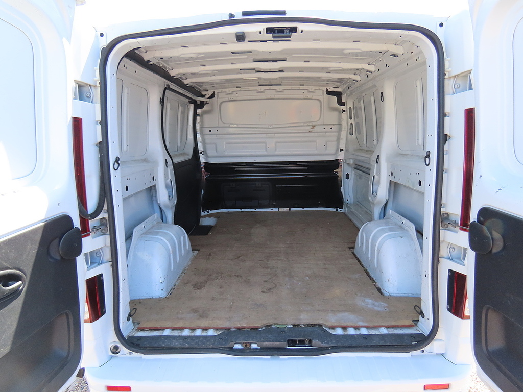 Nissan NV300 1.6 Dci 125Ps H1 Acenta Platform Cab Grey #11