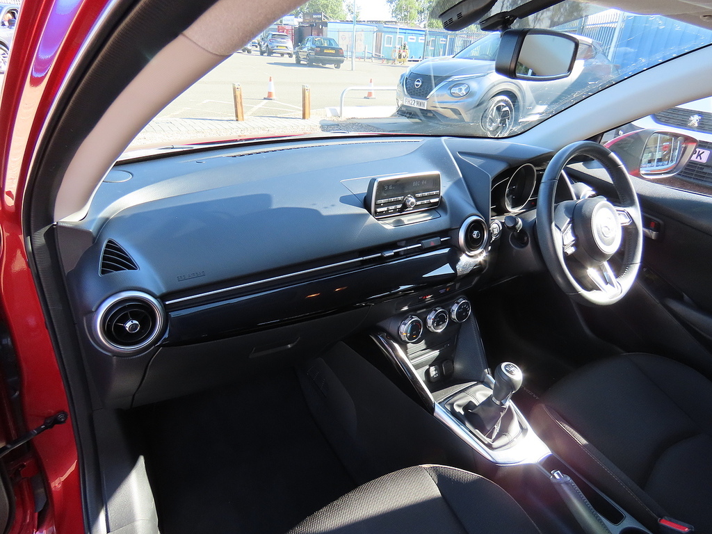 Mazda 2 1.5 Skyactiv-g Mhev Se-l Hatchback Manu Red #5