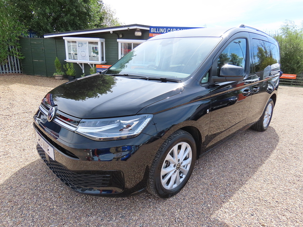 Volkswagen Caddy Life 2.0 Tdi Life Mpv Dsg Euro 6 Ss 122 Black #2