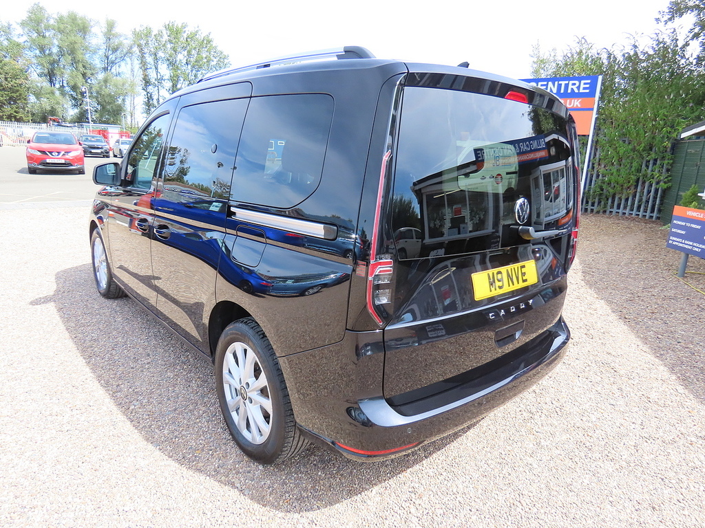 Volkswagen Caddy Life 2.0 Tdi Life Mpv Dsg Euro 6 Ss 122 Black #3