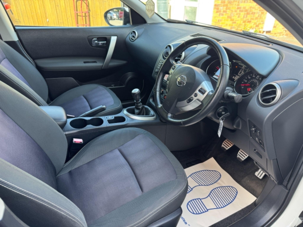 Nissan Qashqai 1.6 N-tec 2Wd Grey #17
