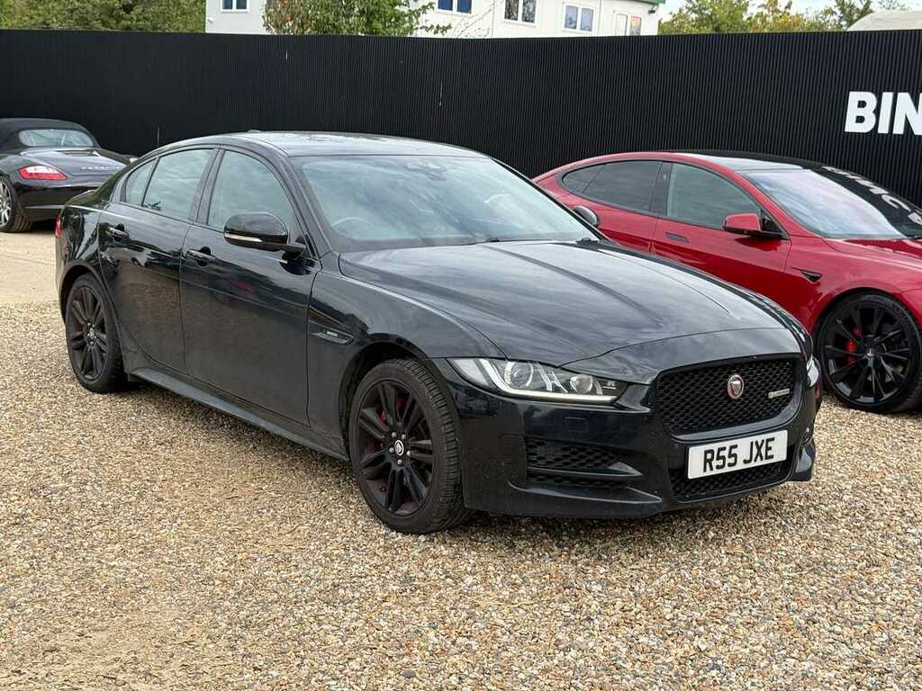 Jaguar XE R-sport Black