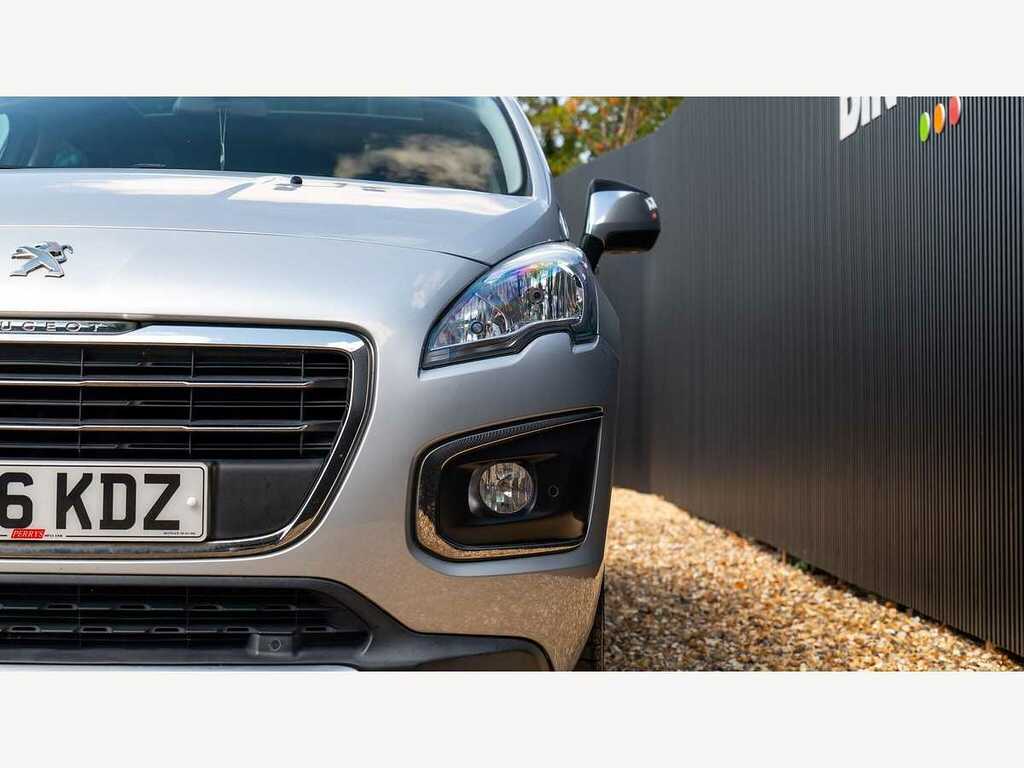 Peugeot 3008 Allure Pure Tech S S Silver #4