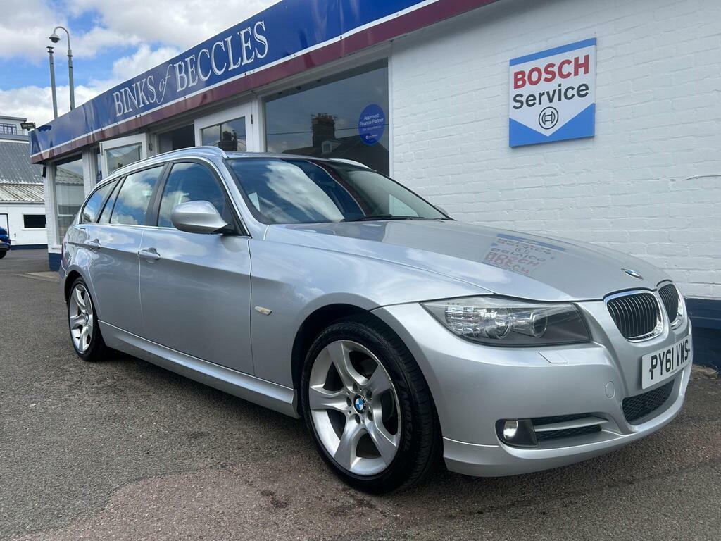 BMW 3 Series 2.0 318I Exclusive Edition Touring Euro 5 S S Silver