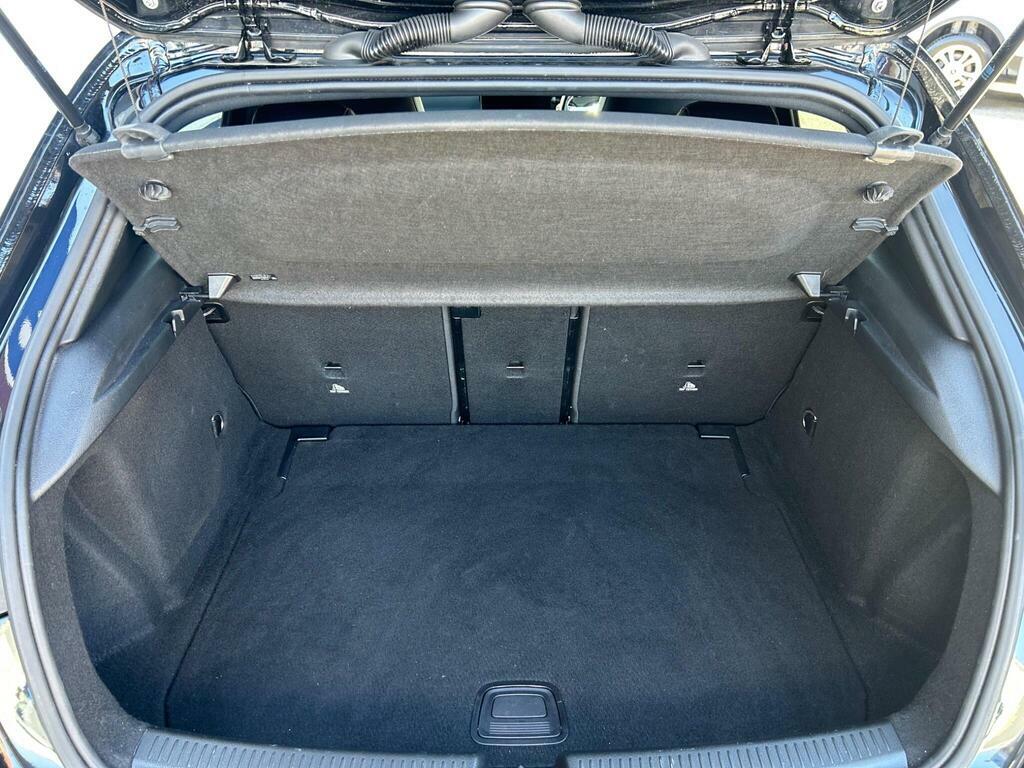 Mercedes-Benz A Class 1.3 A200 Sport Premium Saloon 7G-dct Silver #26