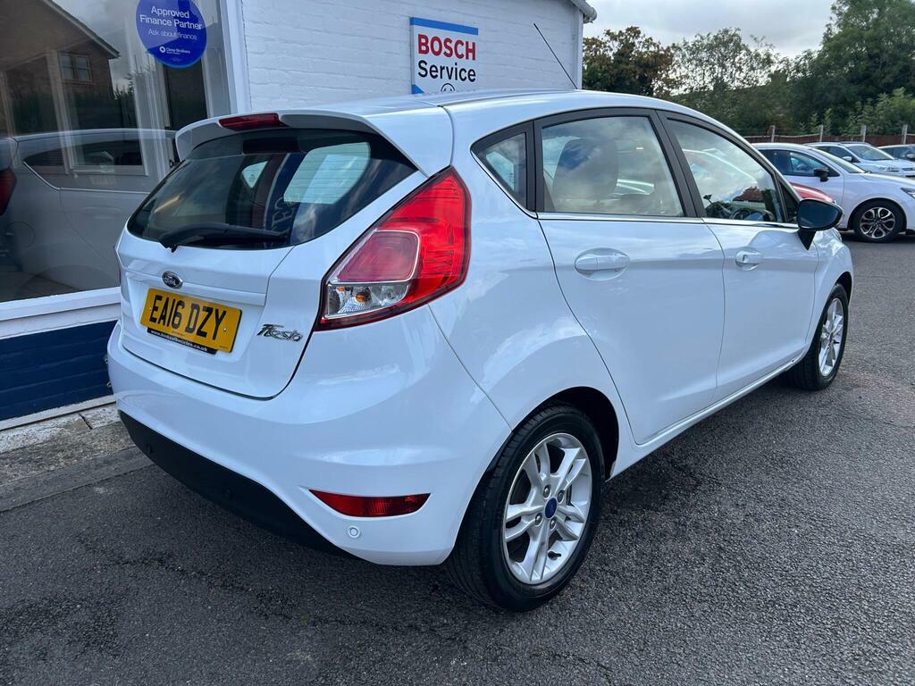 Ford Fiesta 1.25 Zetec Euro 6 EA16DZY White #4
