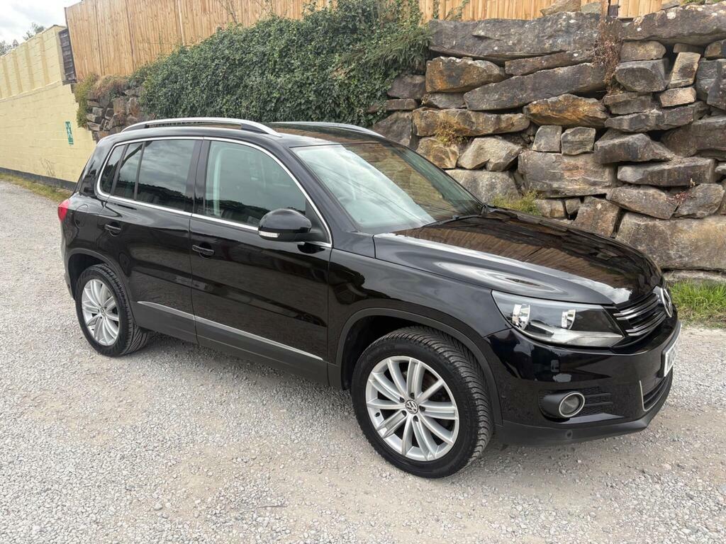 Volkswagen Tiguan 2.0 Tdi Bluemotion Tech Match Edition 4Wd Euro 6 Black