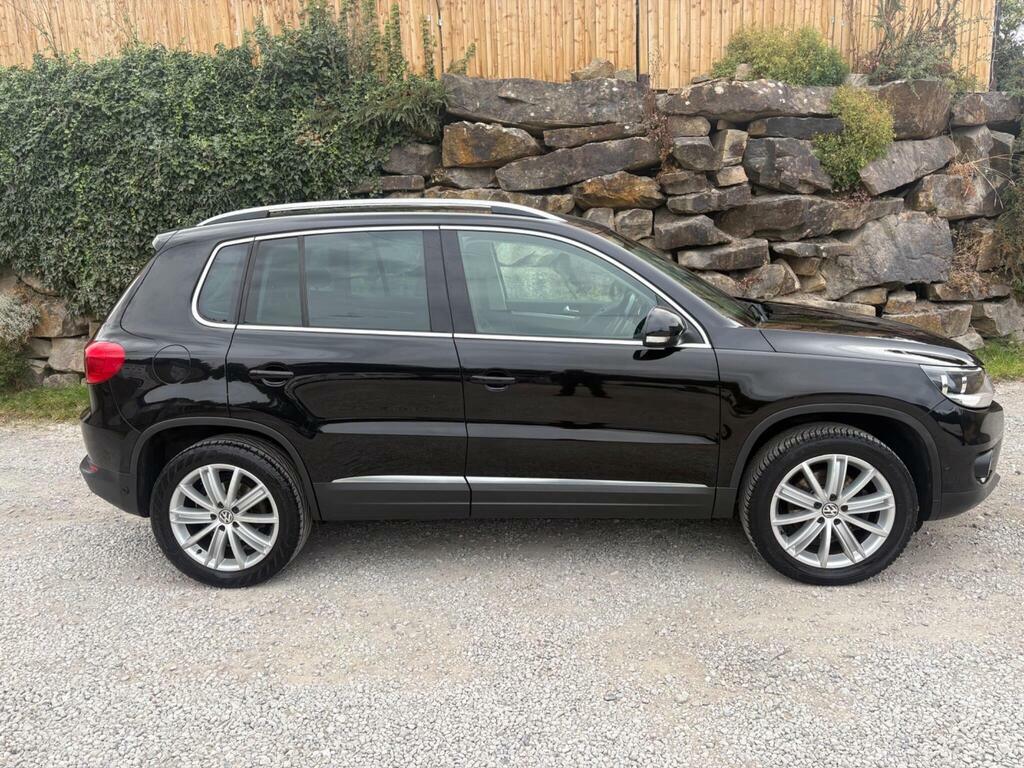 Volkswagen Tiguan 2.0 Tdi Bluemotion Tech Match Edition 4Wd Euro 6 Black #2