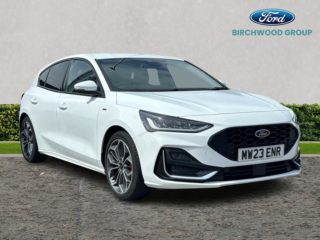 Ford Focus 1.0 Ecoboost Hybrid Mhev 155 St-line Vignale White
