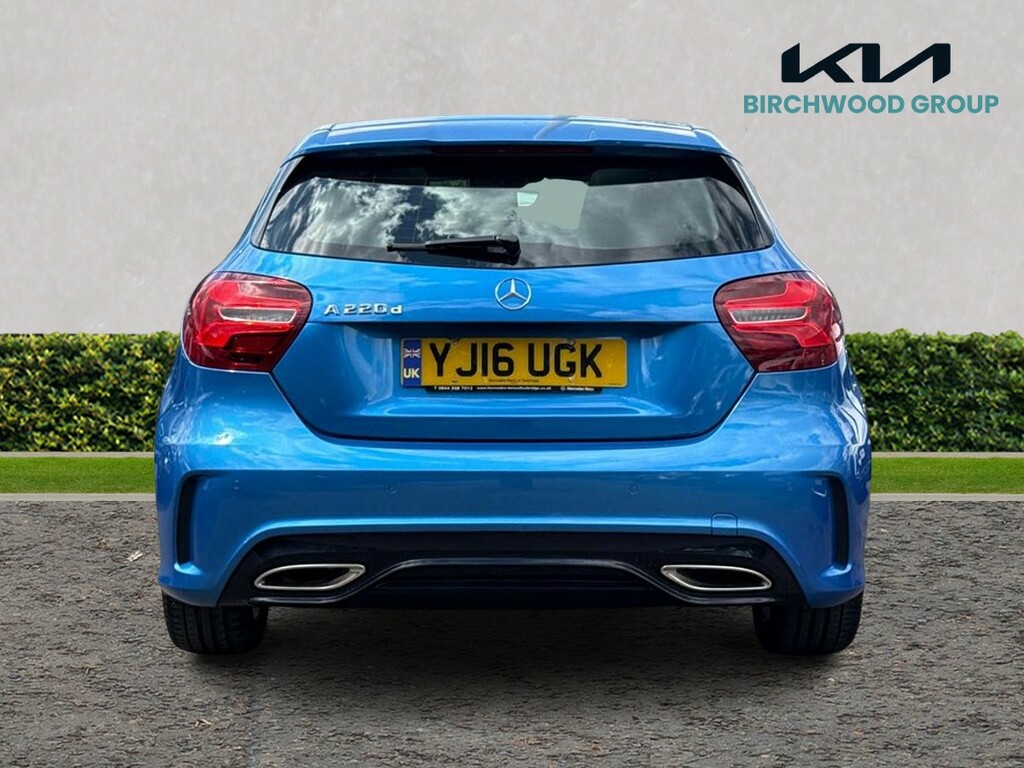 Mercedes-Benz A Class A220d Amg Line Premium Plus YJ16UGK Blue #4