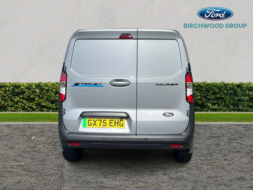 Ford Transit Courier Limited Van 43Kwh Drive 136Ps Fwd 1 Speed Silver #4