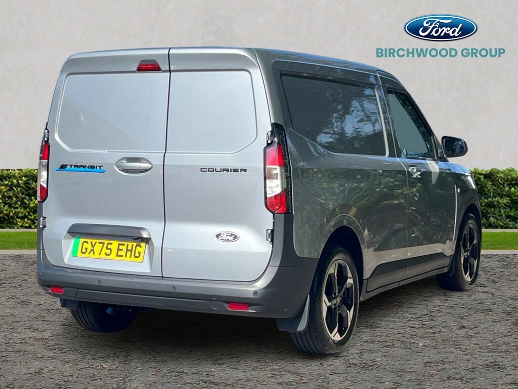 Ford Transit Courier Limited Van 43Kwh Drive 136Ps Fwd 1 Speed Silver #3