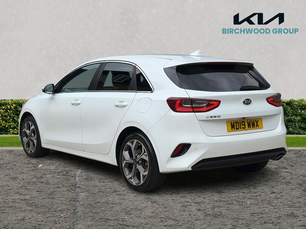 Kia Ceed 1.4T Gdi Isg 3 MD19WWX White #5