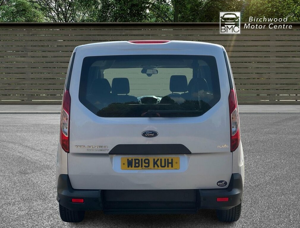 Ford Grand Tourneo Connect 1.5L Zetec Silver #6