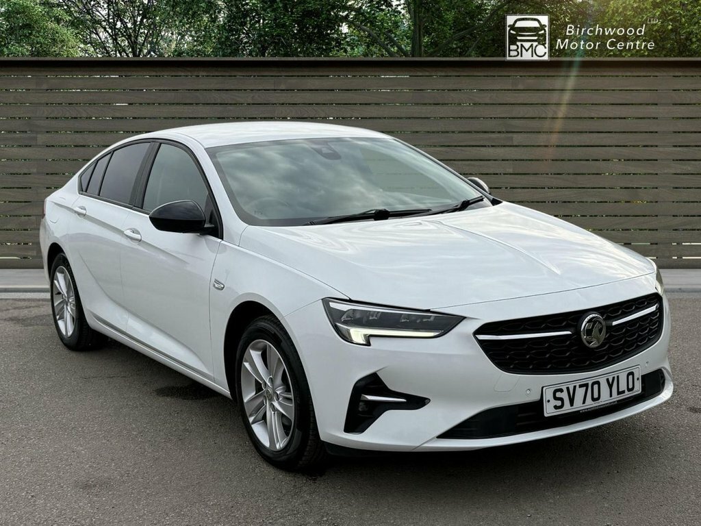 Vauxhall Insignia Hatchback White