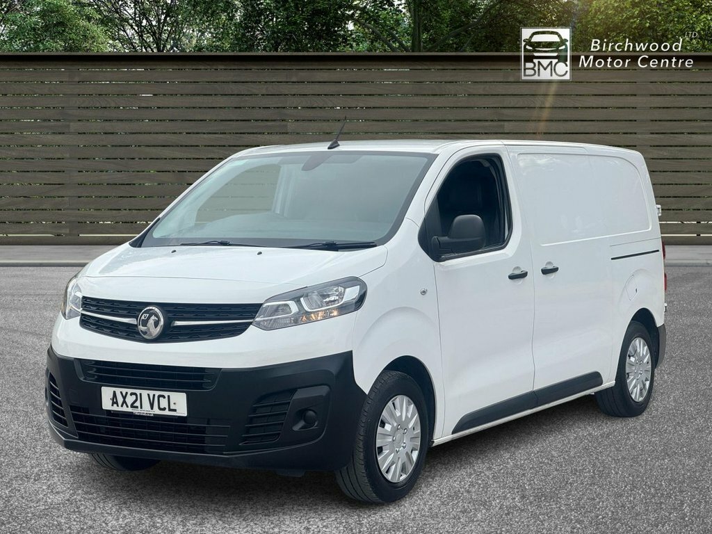 Vauxhall Vivaro 1.5L Sportive AX21VCL White #3