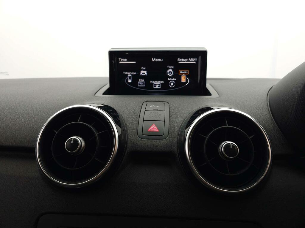 Audi A1 Sport White #5