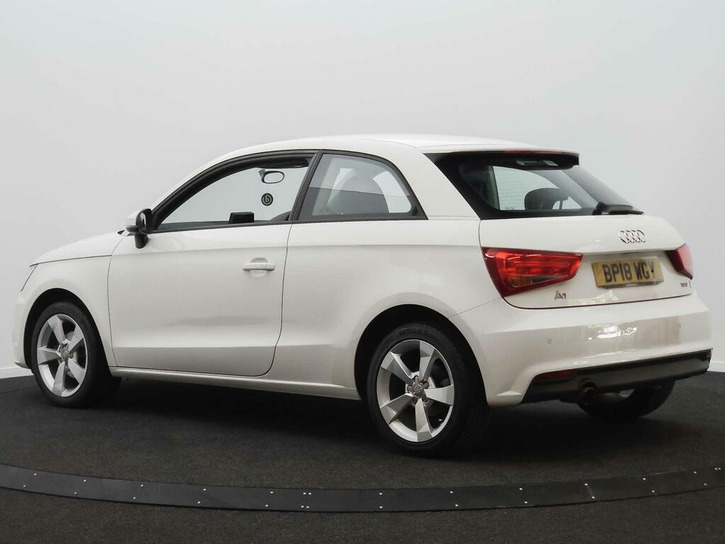 Audi A1 Sport White #2