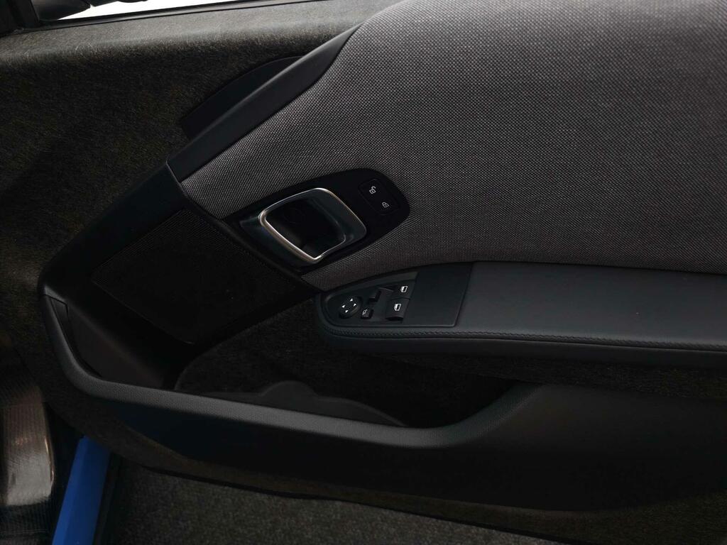 BMW i3 125Kw 42Kwh Suite Interior World Blue #29