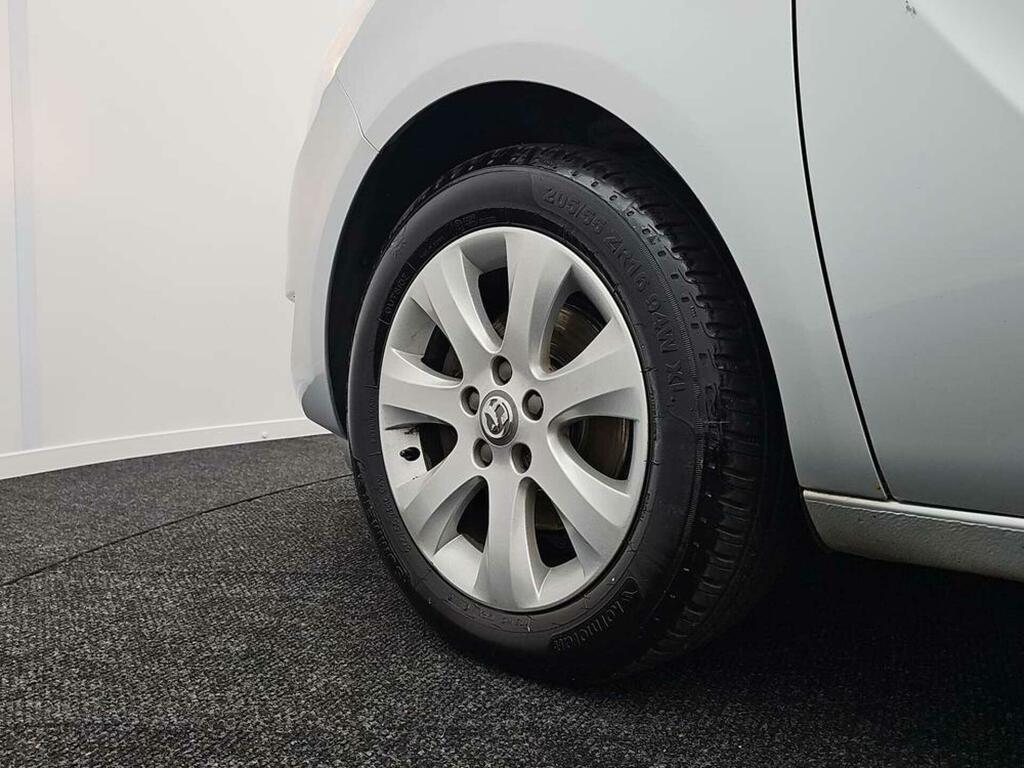 Vauxhall Meriva Mpv 1.4I Life Euro 6 201717 White #18