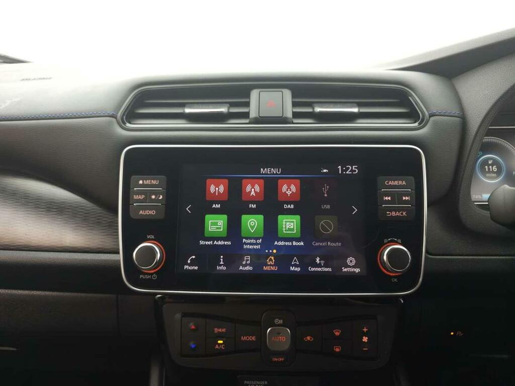 Nissan Leaf Tekna Black #6