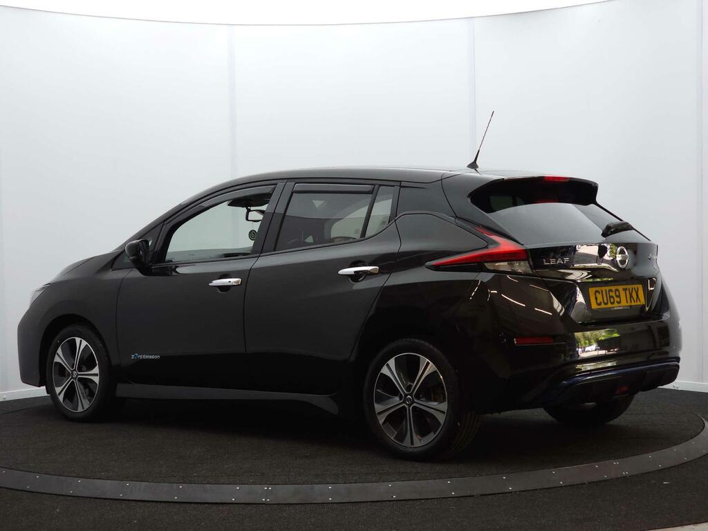 Nissan Leaf Tekna Black #2
