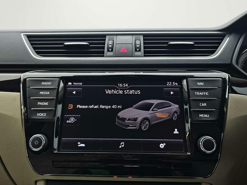 Skoda Superb 1.4 S Tsi 5D-2 Owner Car-bluetooth-alloy Wheels-ai White #8
