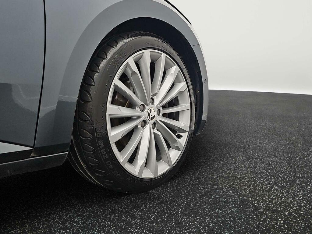 Skoda Superb 1.4 S Tsi 5D-2 Owner Car-bluetooth-alloy Wheels-ai White #24