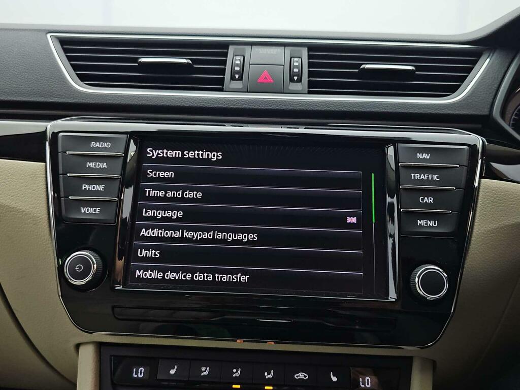 Skoda Superb 1.4 S Tsi 5D-2 Owner Car-bluetooth-alloy Wheels-ai White #29