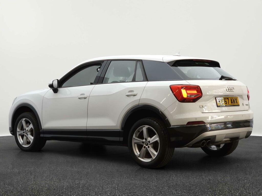 Audi Q2 Sport White #2