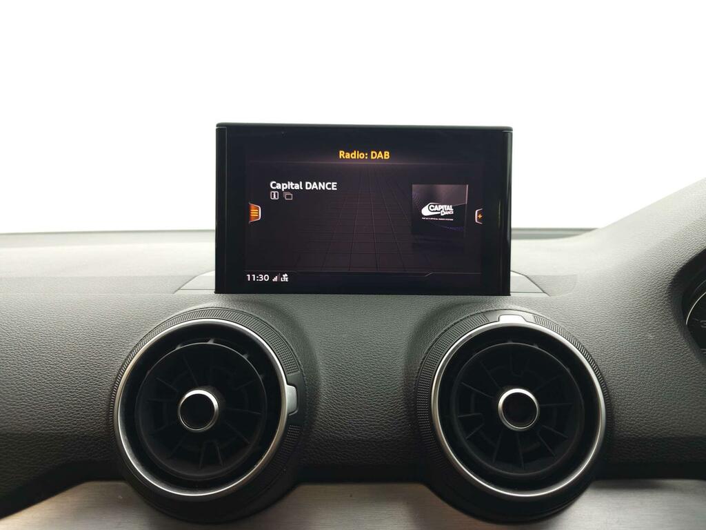 Audi Q2 S Line Grey #4
