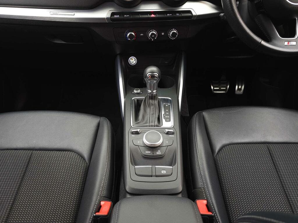 Audi Q2 2.0 Tdi Sport S Tronic Quattro Euro 6 Ss Black #13